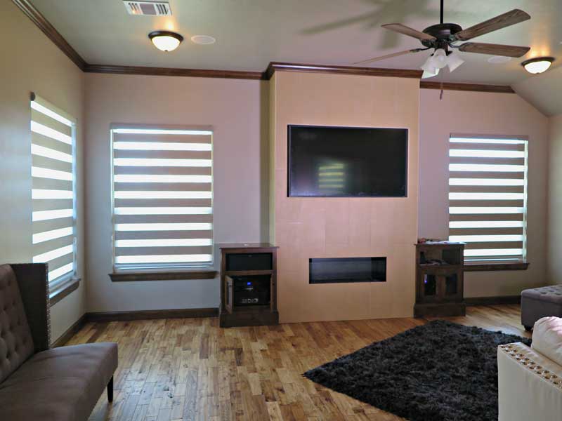 Hybrid roller Shade with Sheer Panels